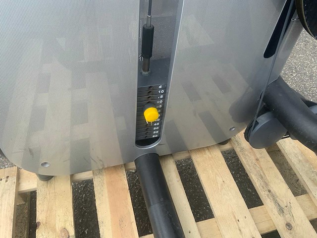 Technogym element abdominal crunch krachtstation - afbeelding 3 van  5