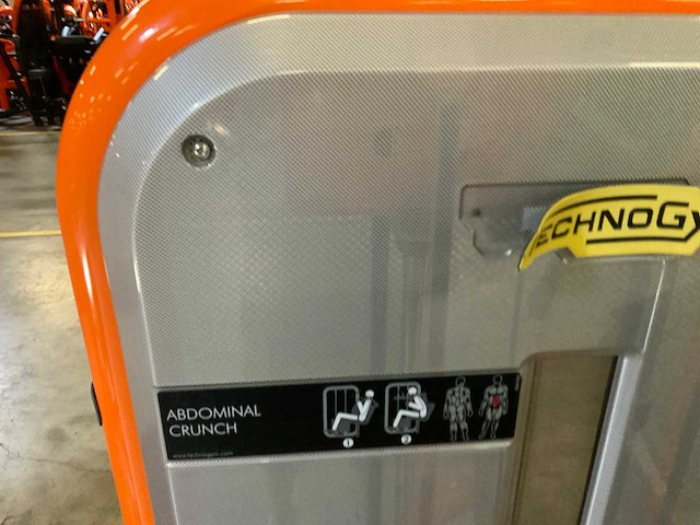 Technogym element abdominal crunch krachtstation - afbeelding 3 van  5