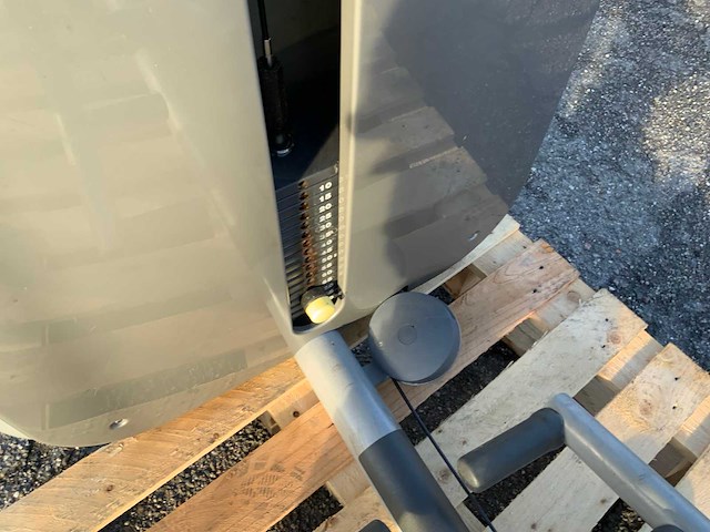 Technogym element abductor machine krachtstation - afbeelding 4 van  6
