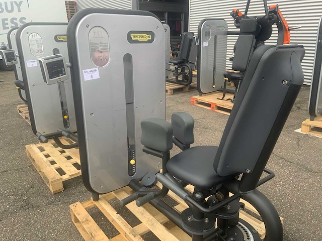 Technogym element adductor krachtstation - afbeelding 1 van  5