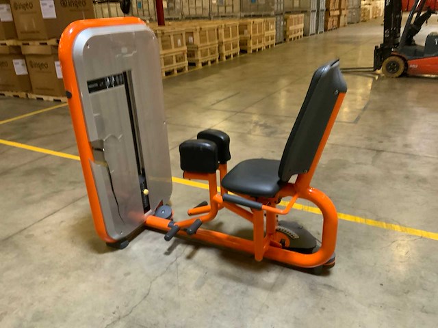 Technogym element adductor krachtstation - afbeelding 1 van  5