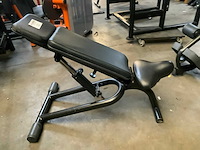 Technogym element adjustable bench krachtstation - afbeelding 4 van  4