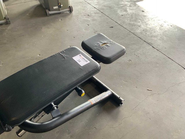 Technogym element adjustable bench krachtstation - afbeelding 2 van  3