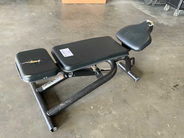 Technogym element adjustable bench krachtstation - afbeelding 3 van  3