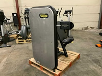 Technogym element arm curl krachtstation - afbeelding 5 van  5