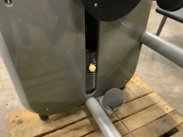 Technogym element arm extension krachtstation - afbeelding 2 van  2