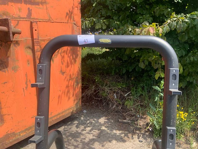 Technogym element barbell rek krachtstation - afbeelding 2 van  2