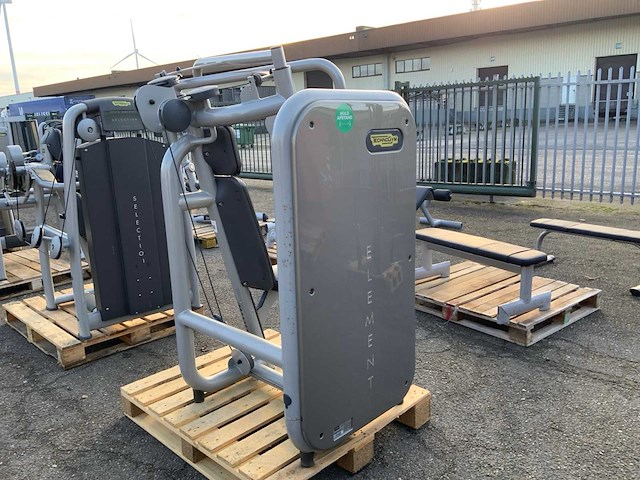 Technogym element chestpress krachtstation - afbeelding 5 van  6