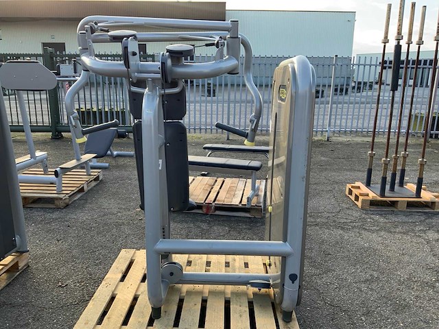Technogym element chestpress krachtstation - afbeelding 6 van  6