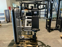 Technogym element chestpress krachtstation - afbeelding 1 van  4