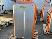 Technogym element chestpress krachtstation - afbeelding 5 van  5