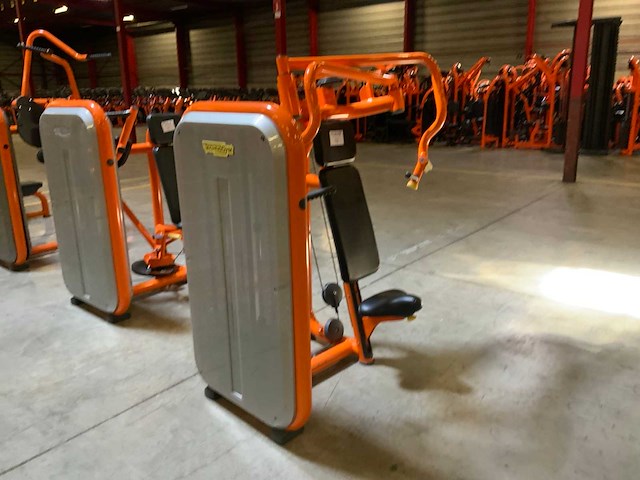 Technogym element chestpress krachtstation - afbeelding 5 van  5