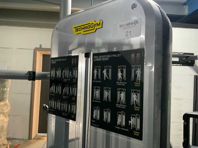 Technogym element dual pulley krachtstation - afbeelding 4 van  9