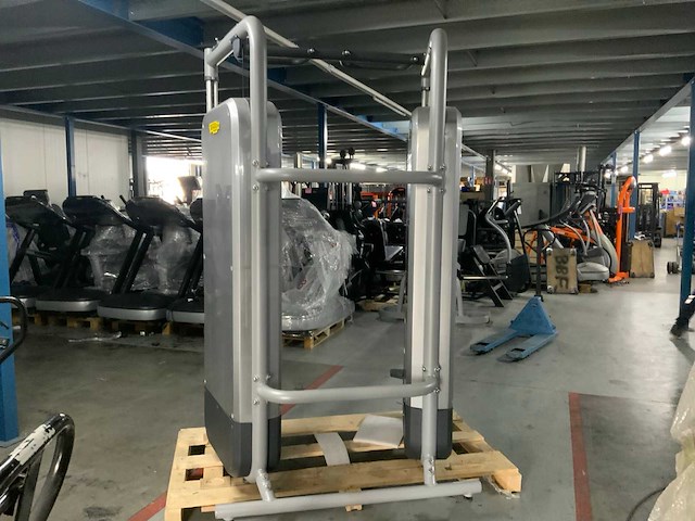 Technogym element dual pulley krachtstation - afbeelding 9 van  9