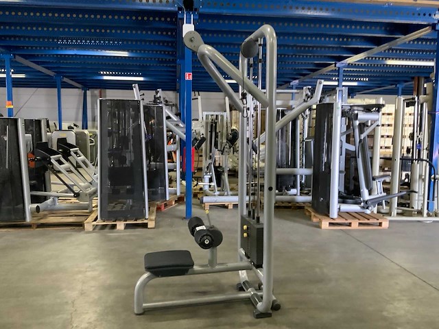 Technogym element lat pulley krachtstation - afbeelding 3 van  4