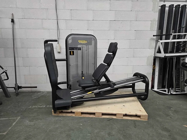 Technogym element leg press - afbeelding 1 van  6