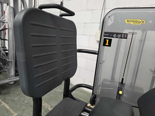 Technogym element leg press - afbeelding 4 van  4