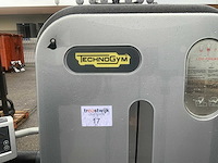 Technogym element legpress krachtstation - afbeelding 2 van  3