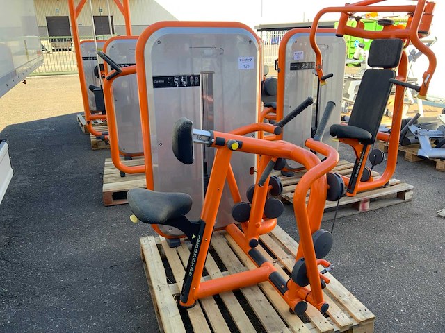 Technogym element low row krachtstation - afbeelding 1 van  3