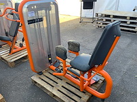 Technogym element lower back krachtstation - afbeelding 1 van  6