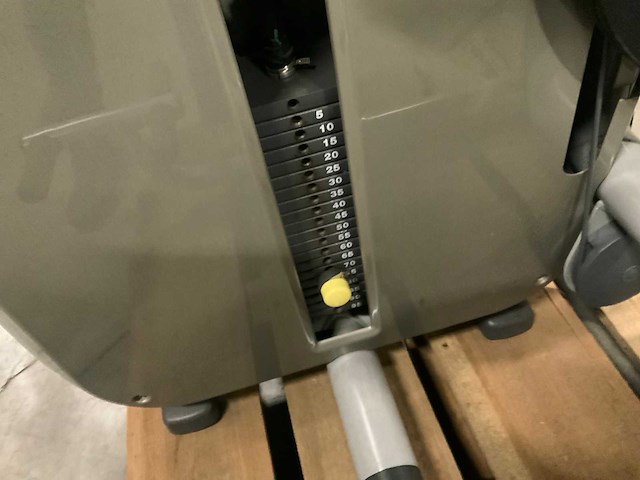 Technogym element lowerback krachtstation - afbeelding 3 van  8