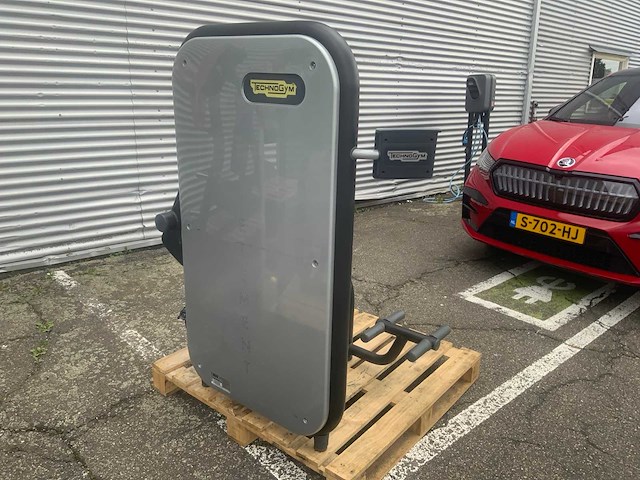 Technogym element lowerback krachtstation - afbeelding 5 van  5
