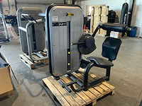 Technogym element lowerback krachtstation - afbeelding 1 van  7