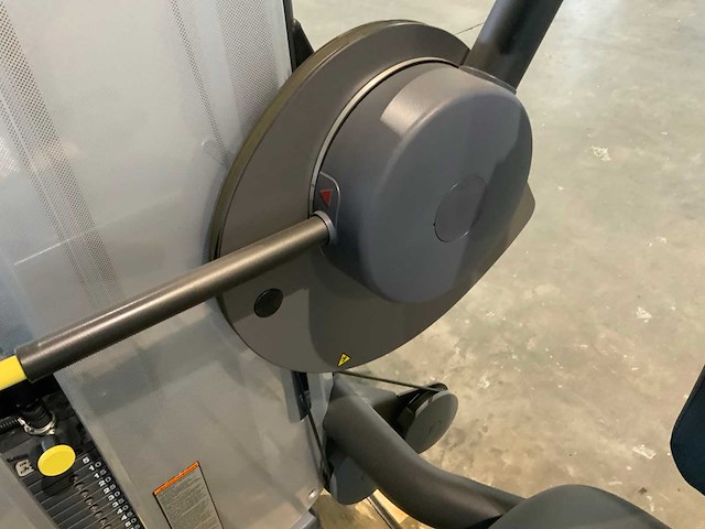 Technogym element lowerback krachtstation - afbeelding 5 van  7