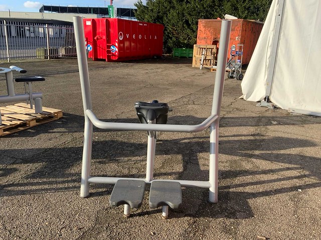 Technogym element olympische incline bench krachtstation - afbeelding 4 van  6