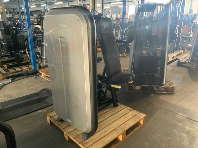 Technogym element pectoral krachtstation - afbeelding 6 van  6