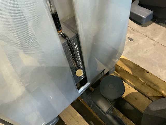 Technogym element pectoral machine krachtstation - afbeelding 5 van  5