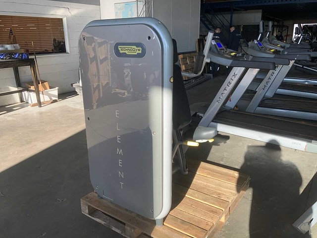Technogym element pectorale krachtstation - afbeelding 6 van  6