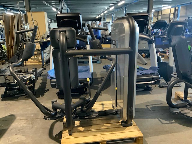 Technogym element pectorale krachtstation - afbeelding 5 van  5