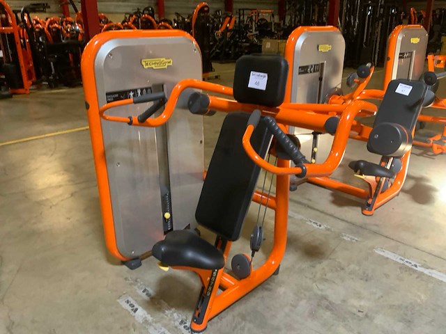 Technogym element shoulder press krachtstation - afbeelding 1 van  6
