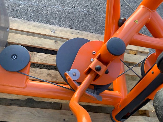 Technogym element shoulderpress krachtstation - afbeelding 5 van  6