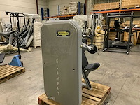 Technogym element triceps extension krachtstation - afbeelding 4 van  5