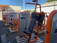 Technogym element vertical traction krachtstation - afbeelding 1 van  5