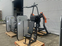 Technogym element vertical traction krachtstation - afbeelding 1 van  5