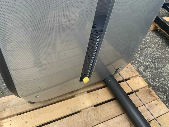 Technogym element vertical traction krachtstation - afbeelding 3 van  5