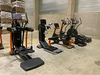 Technogym excite 1x crossover;1x synchro1x recline;1x top 1x vario 5 cardio machines overige cardiotoestellen - afbeelding 1 van  3