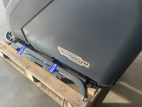 Technogym excite+ climbmill 1000 led crosstrainer - afbeelding 2 van  6