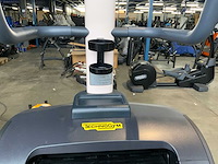 Technogym excite+ climbmill 1000 led crosstrainer - afbeelding 5 van  6