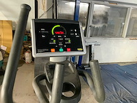 Technogym excite crossover 500 led crosstrainer - afbeelding 3 van  5