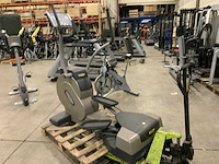 Technogym excite crossover 500 led crosstrainer - afbeelding 1 van  3