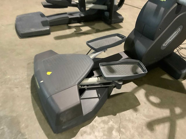 Technogym excite crossover visioweb crosstrainer - afbeelding 6 van  6