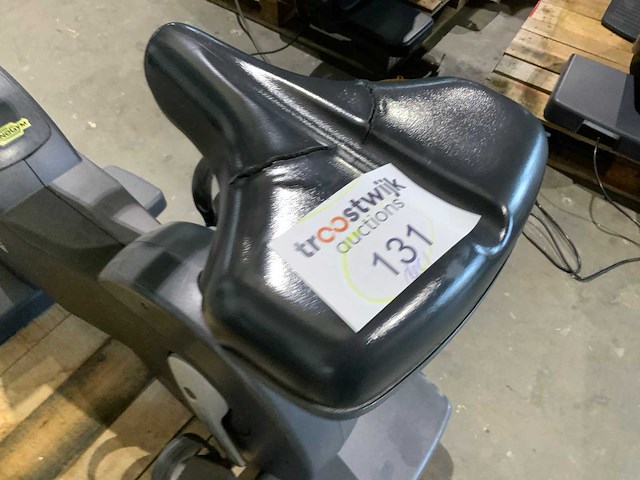 Technogym excite new bike 500 led home trainer - afbeelding 2 van  6