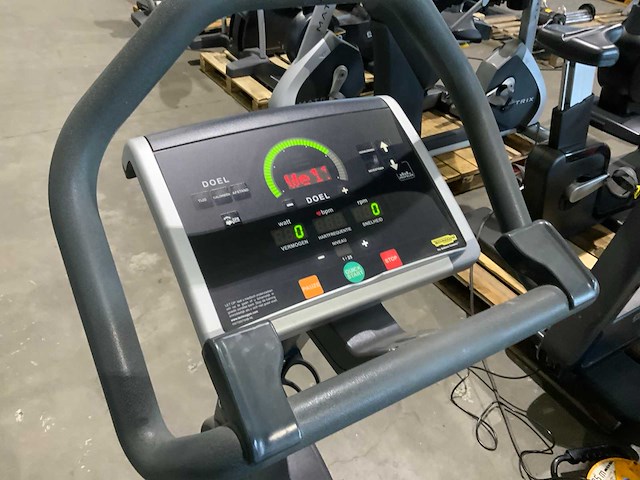 Technogym excite new bike 500 led home trainer - afbeelding 3 van  6