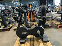 Technogym excite new bike 500 led home trainer - afbeelding 5 van  6