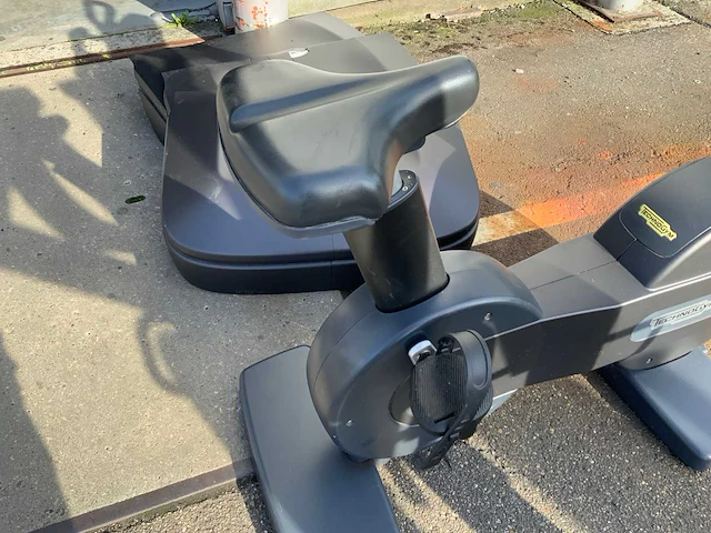 Technogym excite+ new bike home trainer - afbeelding 2 van  5