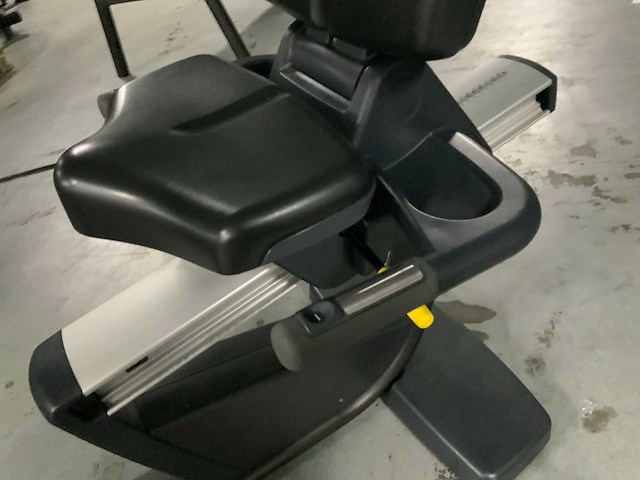 Technogym excite new recline 1000 unity 3 live home trainer - afbeelding 4 van  8